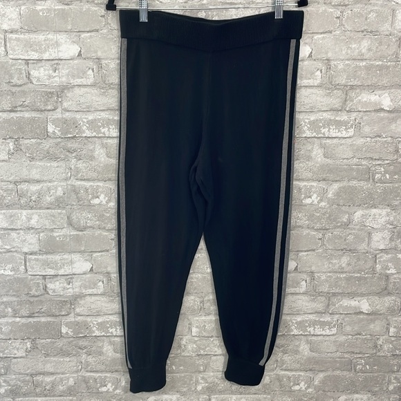 Banana Republic Black Sweater Knit Striped joggers - Picture 3 of 6